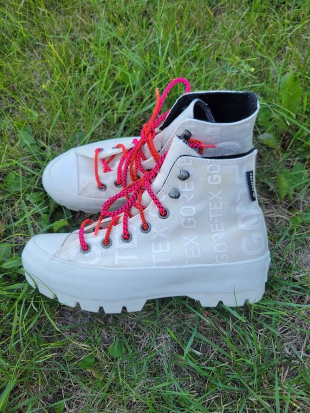 Converse high top platform sneakers size 7.5